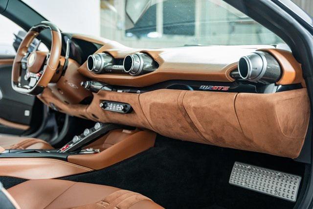 Photo of 2021 Grigio GTS Ferrari 812 GTS