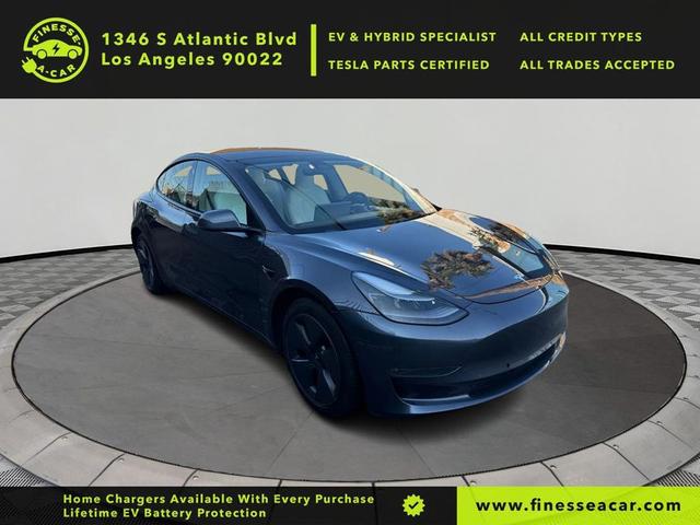 Photo of 2022 Midnight Silver Metallic Tesla Model 3