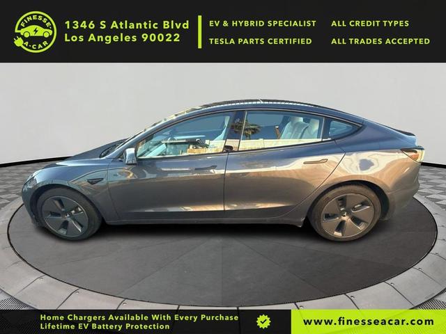 Photo of 2022 Midnight Silver Metallic Tesla Model 3