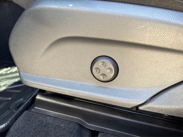 Photo of 2019 Iridium Silver Metallic Mercedes-Benz GLC 350e