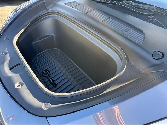 Photo of 2023 Midnight Silver Metallic Tesla Model Y