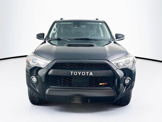 Photo of 2021 Midnight Black Metallic Toyota 4Runner
