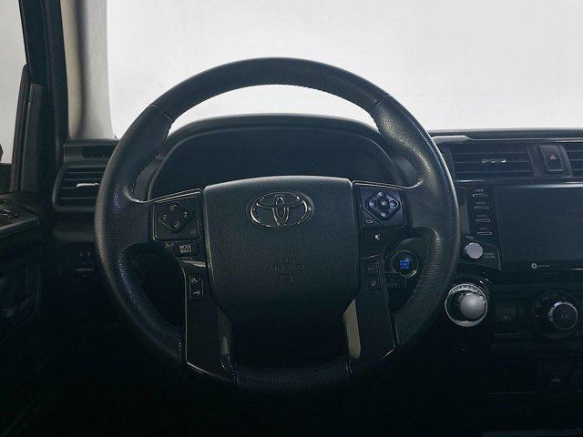 Photo of 2021 Midnight Black Metallic Toyota 4Runner