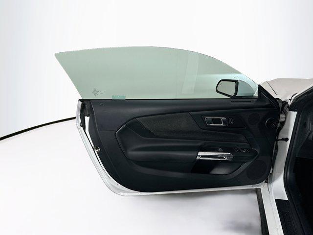 Photo of 2024 Oxford White Ford Mustang