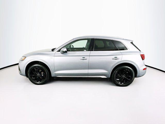 Photo of 2023 Florett Silver Metallic Audi Q5