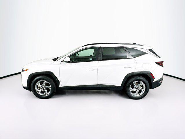 Photo of 2024 White Pearl Hyundai TUCSON