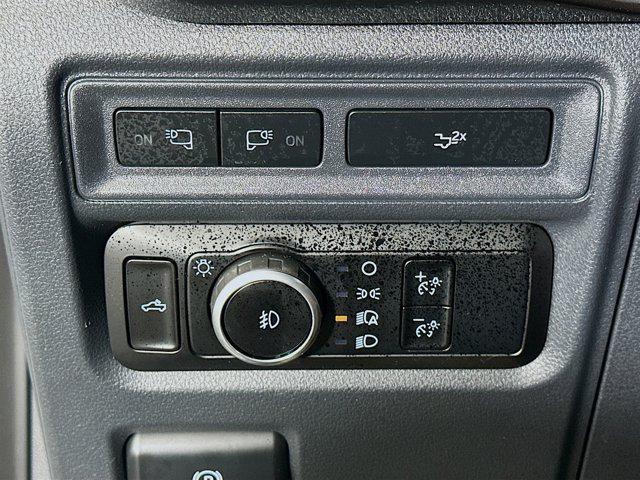 Photo of 2023 Oxford White Ford F-150