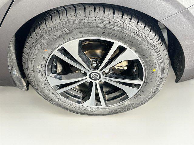 Photo of 2022 Gun Metallic Nissan Sentra