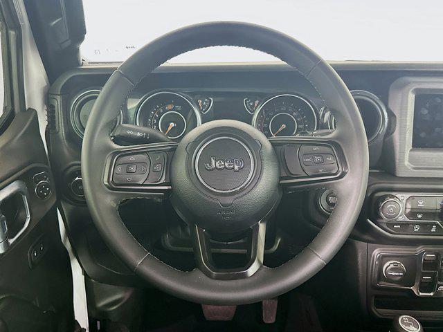 Photo of 2023 Bright White Clearcoat Jeep Wrangler