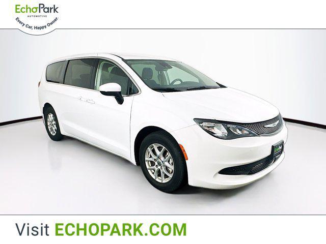 2023 Chrysler Voyager