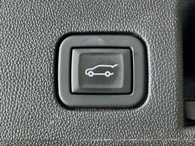 Photo of 2023 Blue Glow Metallic Chevrolet Equinox