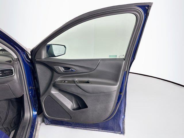 Photo of 2023 Blue Glow Metallic Chevrolet Equinox