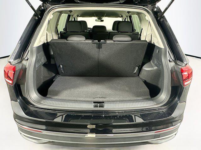 Photo of 2024 Deep Black Pearl Volkswagen Tiguan