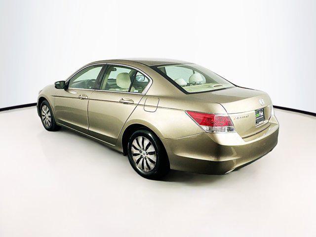 Photo of 2009 Bold Beige Metallic Honda Accord