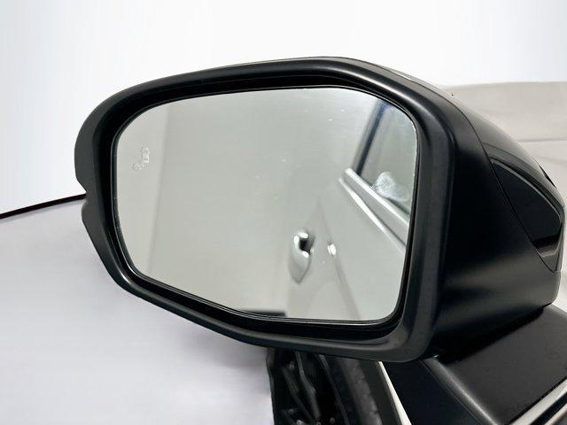 Photo of 2025 Platinum White Pearl Honda CR-V Hybrid