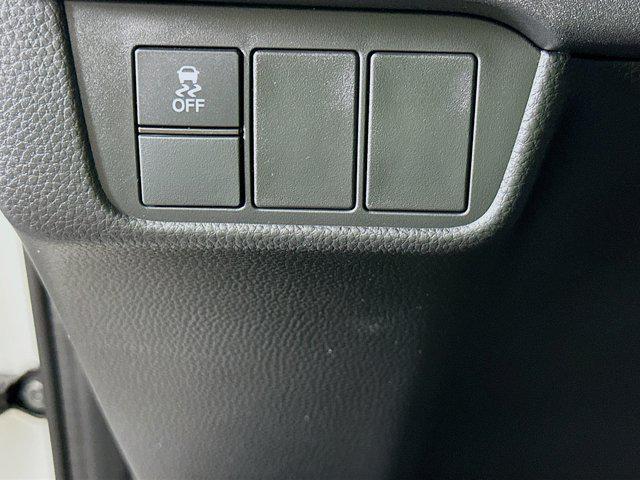 Photo of 2025 Platinum White Pearl Honda CR-V Hybrid