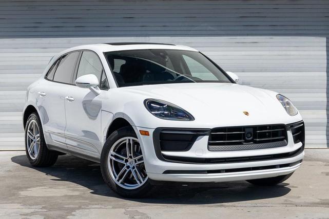 Photo of 2023 White Porsche Macan
