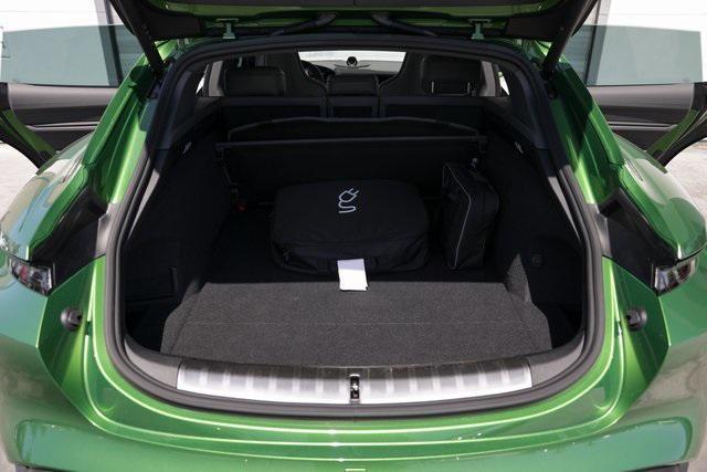 Photo of 2023 Mamba Green Metallic Porsche Taycan