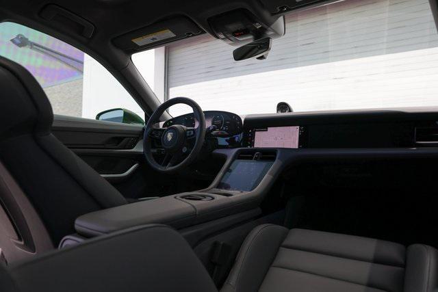 Photo of 2023 Mamba Green Metallic Porsche Taycan