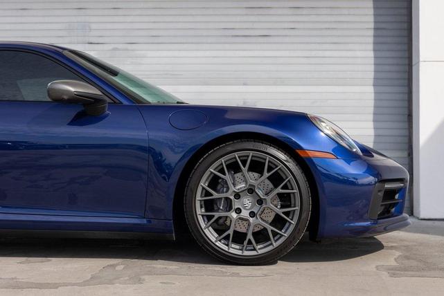 Photo of 2024 Gentian Blue Metallic Porsche 911