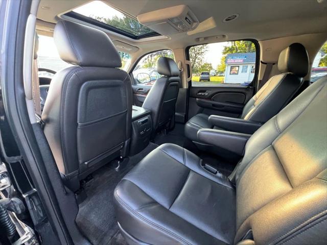 Photo of 2013 Black Chevrolet Suburban