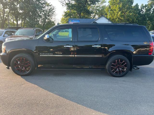 Photo of 2013 Black Chevrolet Suburban