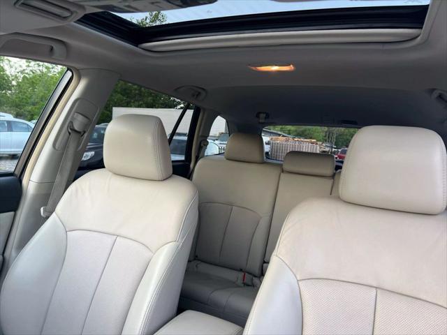 Photo of 2014 Satin White Pearl Subaru Outback