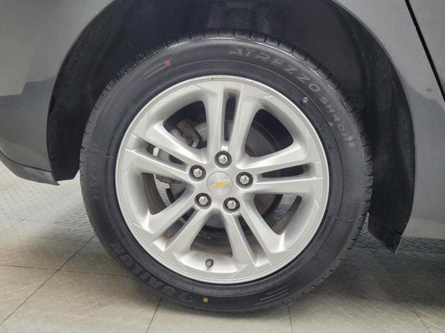 Photo of 2018 Gray Chevrolet Cruze
