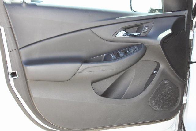 Photo of 2019 Summit White Chevrolet Volt