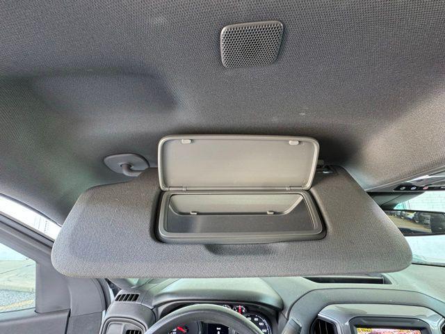 Photo of 2022 Summit White Chevrolet Silverado 1500