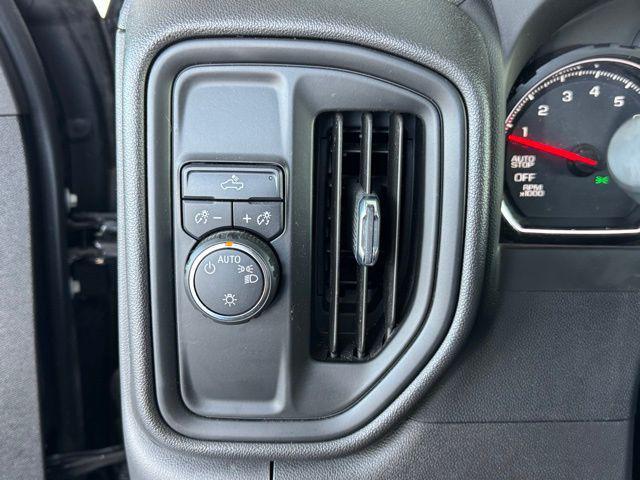 Photo of 2022 Black Chevrolet Silverado 1500