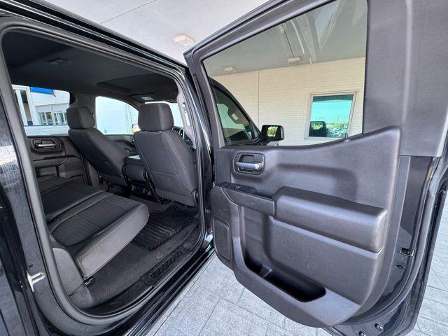 Photo of 2022 Black Chevrolet Silverado 1500