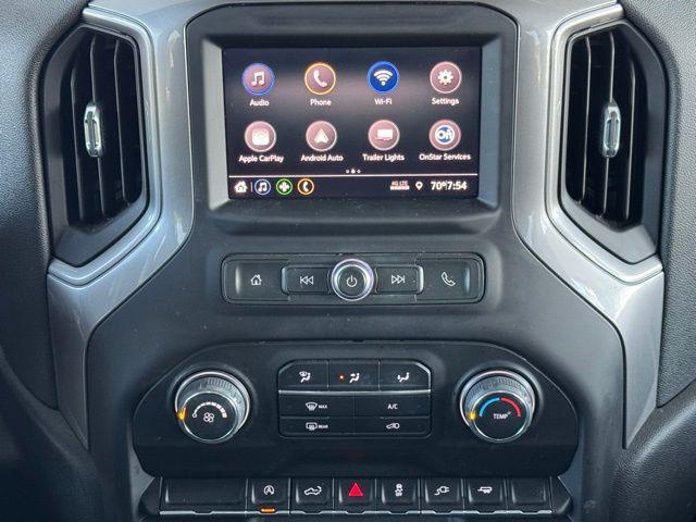 Photo of 2022 Black Chevrolet Silverado 1500