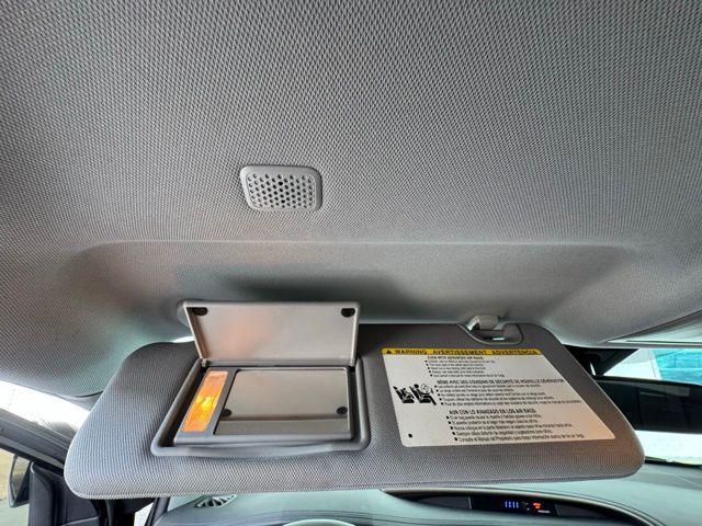 Photo of 2019 Midnight Black Metallic Toyota Highlander