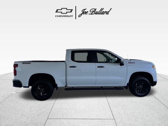 Photo of 2024 Summit White Chevrolet Silverado 1500