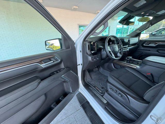 Photo of 2024 Summit White Chevrolet Silverado 1500