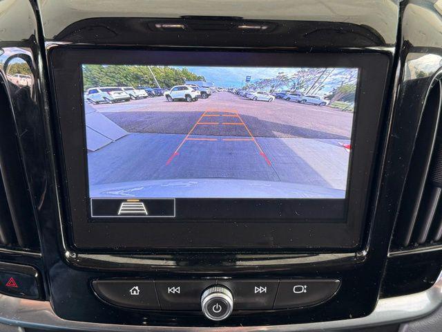 Photo of 2020 Silver Ice Metallic Chevrolet Traverse
