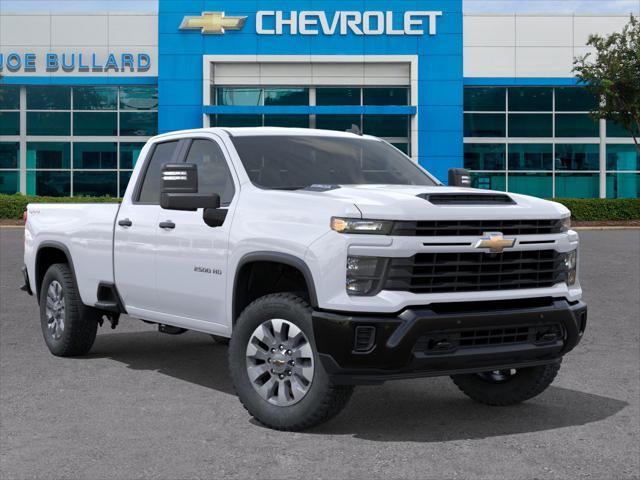 Photo of 2025 Summit White Chevrolet Silverado 2500