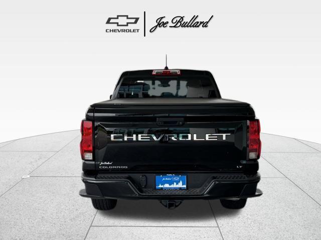 Photo of 2024 Black Chevrolet Colorado