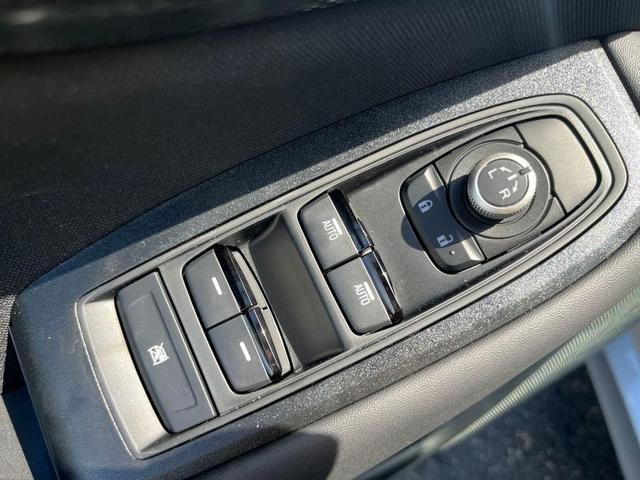 Photo of 2025 Silver Metallic Subaru Legacy