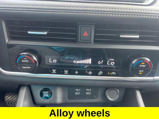 Photo of 2024 Deep Ocean Blue Nissan Rogue