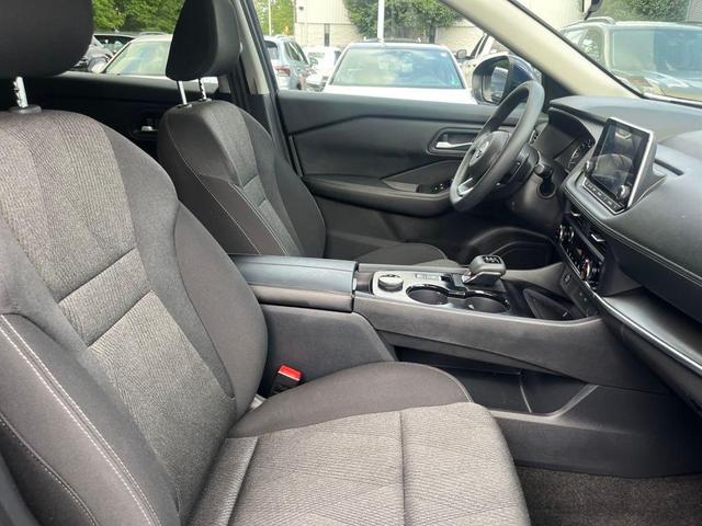 Photo of 2024 Deep Ocean Blue Nissan Rogue