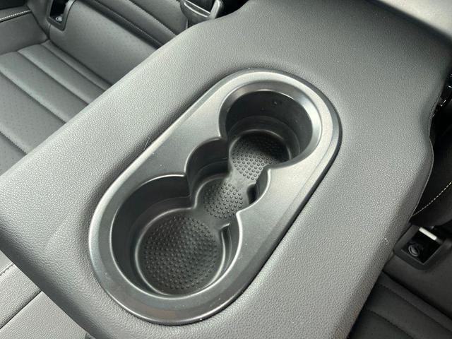 Photo of 2024 Opal White Pearl Effect Volkswagen Jetta