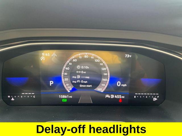 Photo of 2024 Opal White Pearl Effect Volkswagen Jetta
