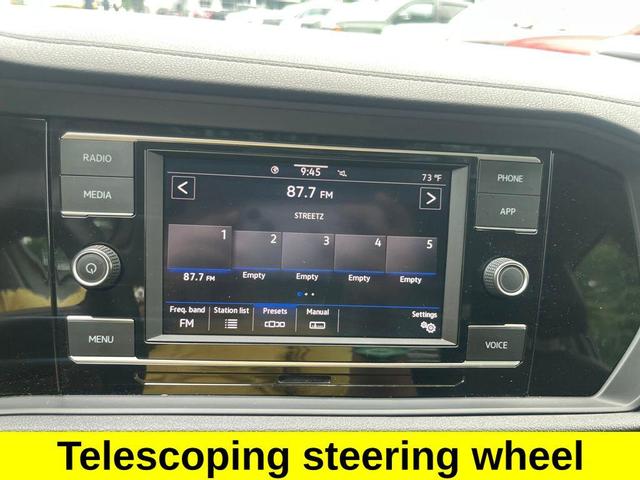 Photo of 2024 Opal White Pearl Effect Volkswagen Jetta