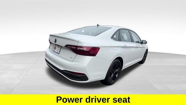 Photo of 2024 Opal White Pearl Effect Volkswagen Jetta