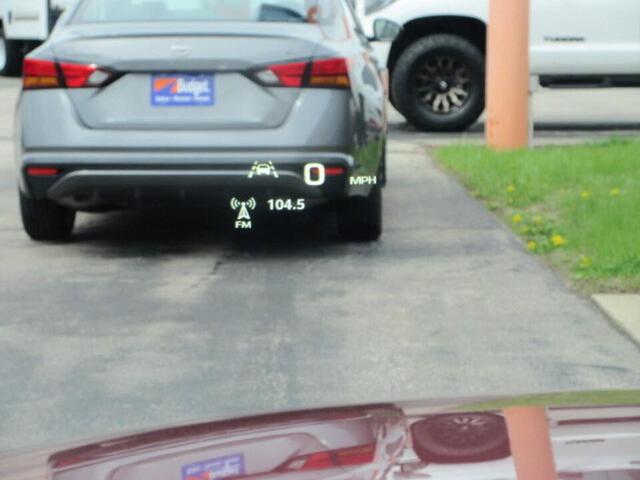 Photo of 2024 Maroon Buick Enclave