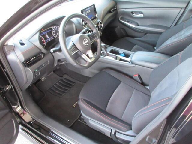 Photo of 2024 Black Nissan Sentra