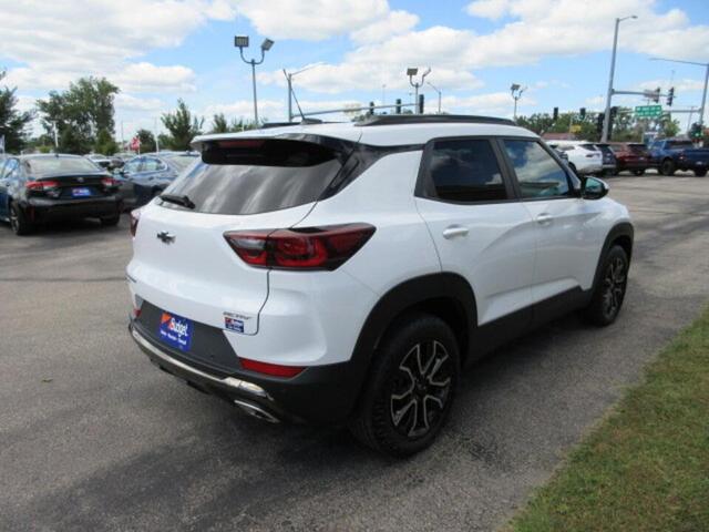 Photo of 2024 White Chevrolet Trailblazer