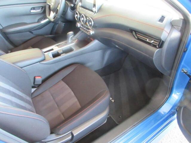 Photo of 2024 2t Blu Blk Roof Nissan Sentra